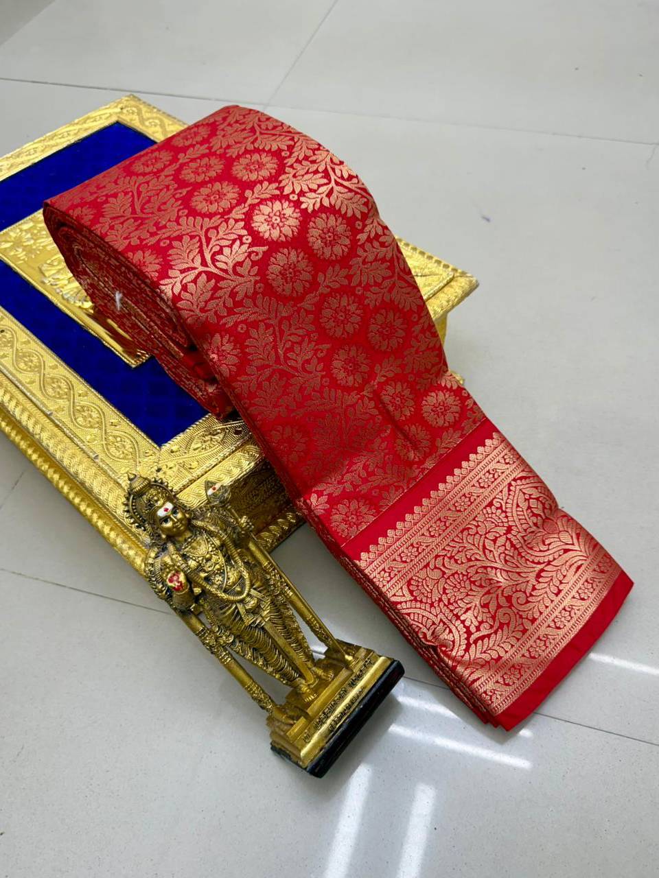 classic - red 1 Classic Red 1